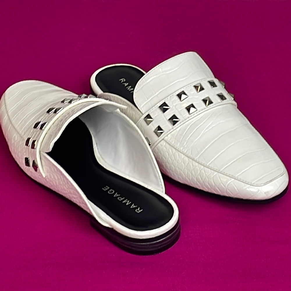 EUC Rampage Brady Mule White Crocodile Embossed Women’s Size 7.5